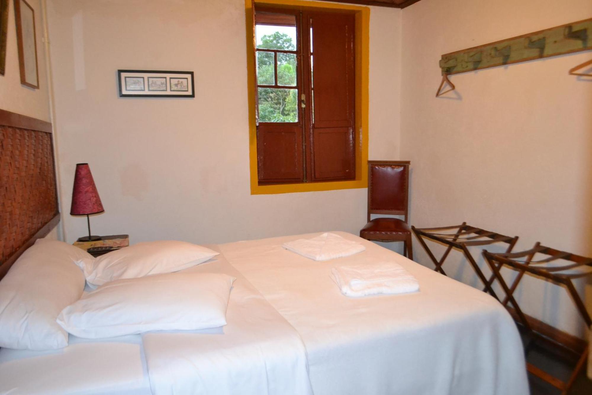 Pouso Da Passagem Bed & Breakfast 2*
